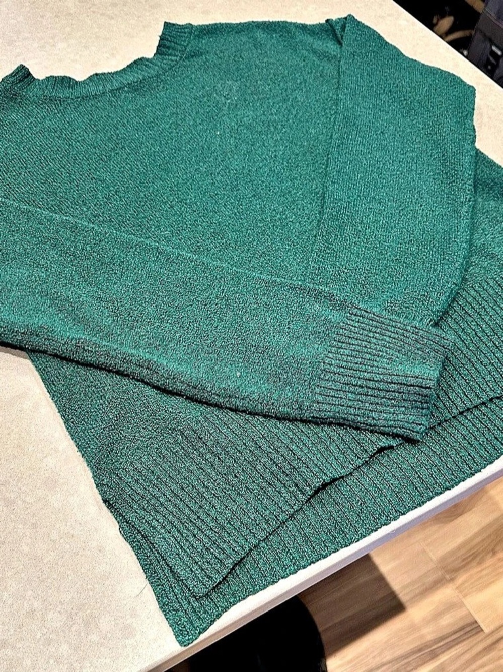 ana Crew Neck Sweater in Green Size XS Like New